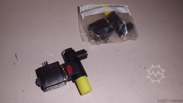 3/2-ходовой клапан Buerkert 6012-C-1,2-FB-PA