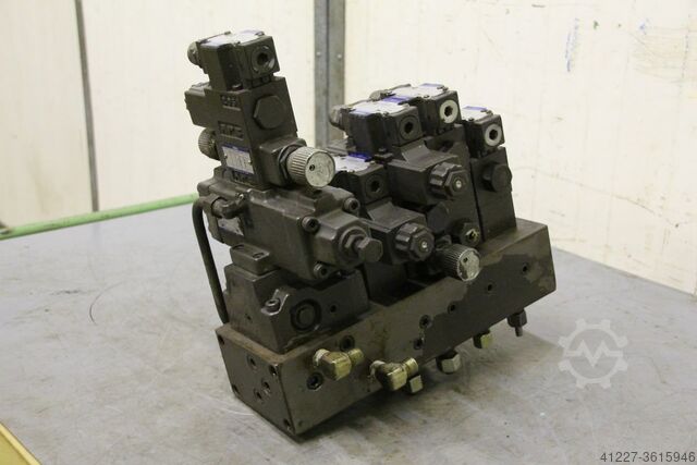 Блок управления с 6-ю направляющими клапанами Yuken MSW-01-X-30 FHCG-02