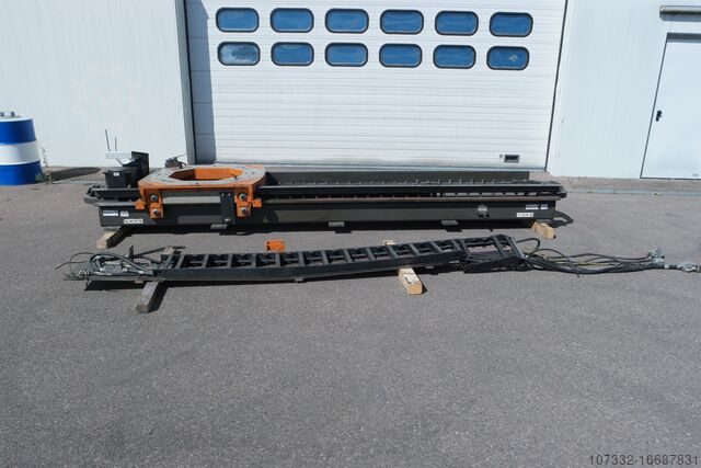 Машина для позиционирования KUKA KL 1500/2