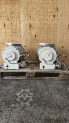Вакуумный насос Balzers 2x TPH 2200