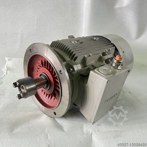 Двигатель SIEMENS 1LA5207-4AA61