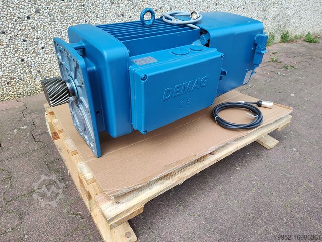 электродвигатель Demag ZBA132 B4 B050 / A70D DEMAG Motor ZBA132 B4 B050 Gearbox A70D-H i