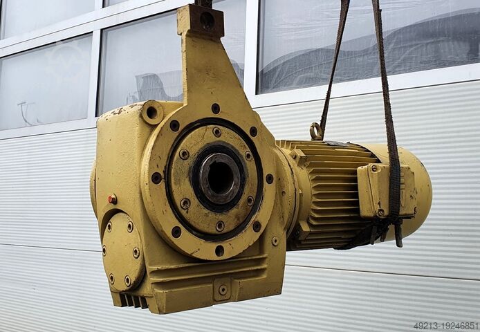 Мотор-редуктор SEW-EURODRIVE 