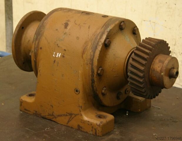 шестерня 1:186 SEW-EURODRIVE R80LP90