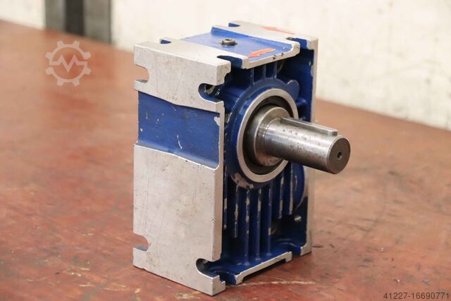 Коробка передач 1:30 unbekannt 150/145/H175 mm