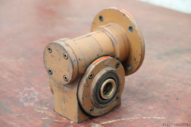 Коробка передач 1:7.5 unbekannt 122/105/H140 mm