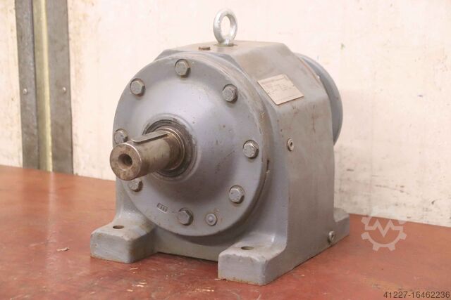 Коробка передач 1:186.65 SEW-Eurodrive R803-LP90