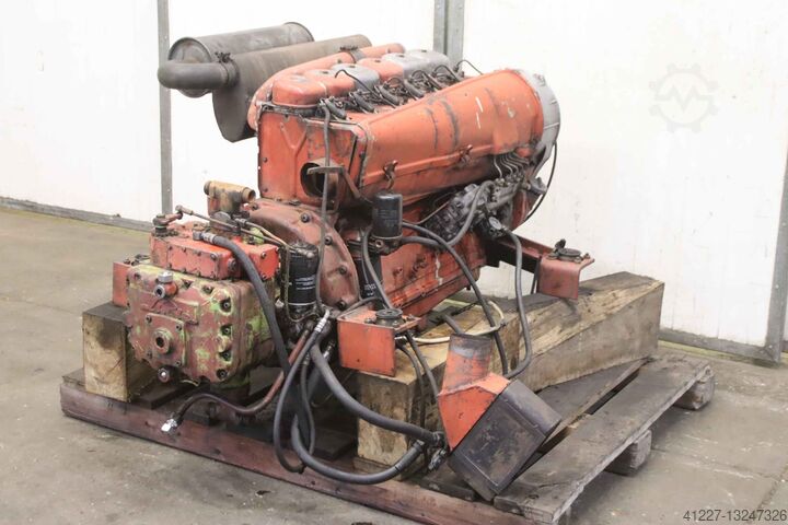 Дизельный двигатель 6 цилиндров Deutz F6L 912