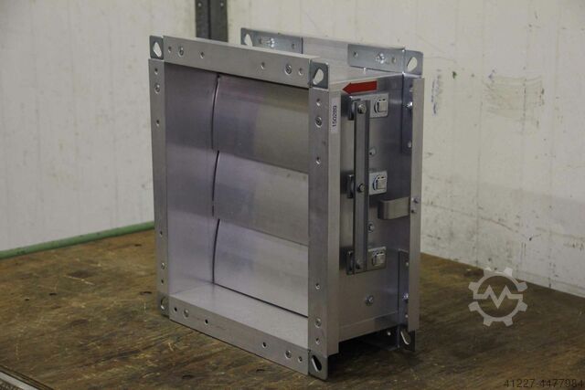 Вентиляционная заслонка воздуховода Lucoma DRK  370 x 405 mm