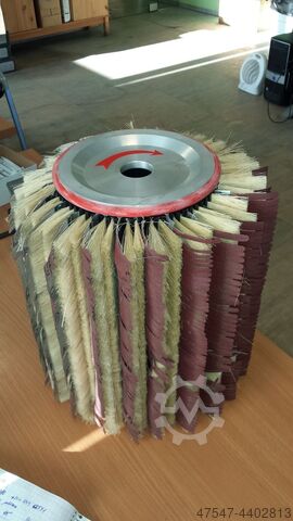 20-13-552/3 Щёточно-шлифовальная голова WOODLAND MACHINERY 300