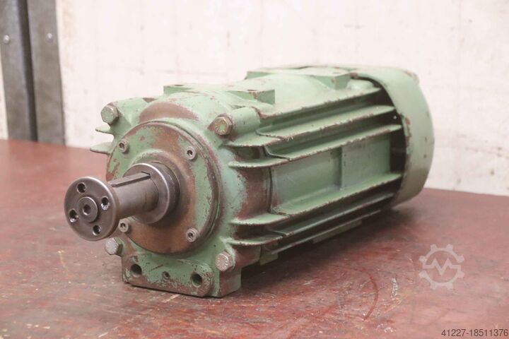 Двигатель фрезера 4,0/6,4 кВт / 2925/5910 об/мин Siemens 1PC3115-2AA99