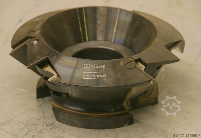 Лесоруб 2 штуки AkE 358000WMU0079L