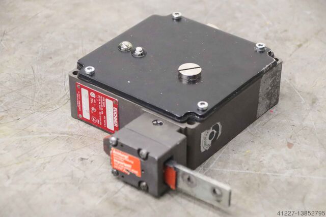 Предохранительный выключатель Euchner TZ2LE024PG