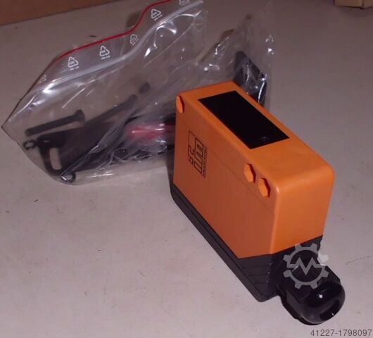 отражающий световой барьер IFM OA5108OAT-FCKG