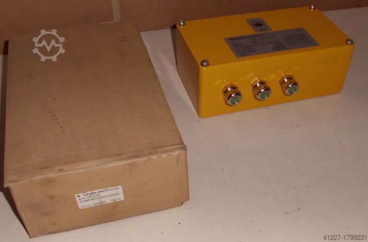 Защитное реле Leuze SVS11/R-2-24V