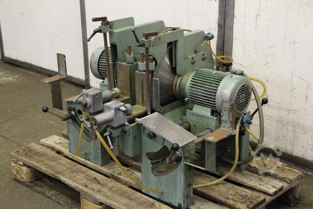 Двойная торцовочная пила (только пильные узлы) unbekannt 2,5 kW 2850 U/min