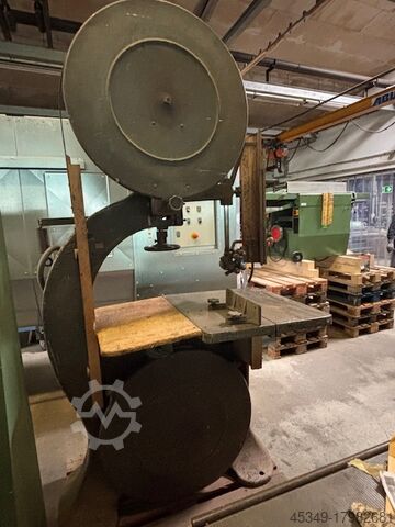 Ленточная пила  