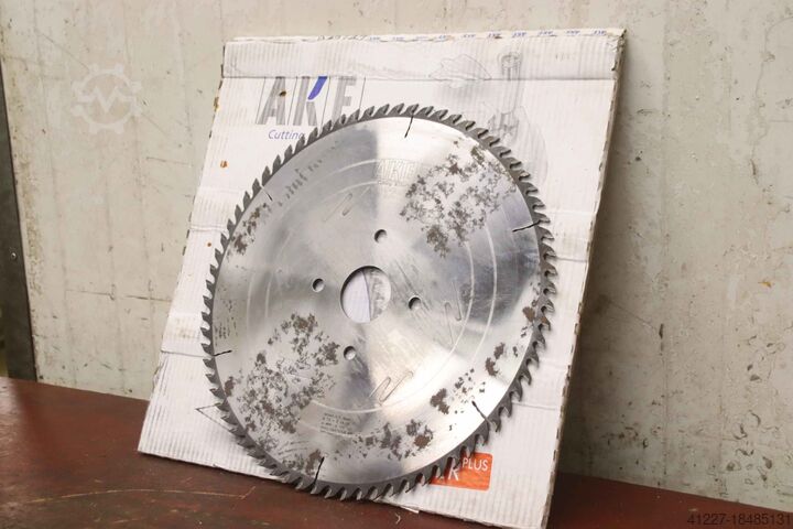 лезвие пилы AKE Ø 400x3,5/2,8x60  Z 72 = T 18,32