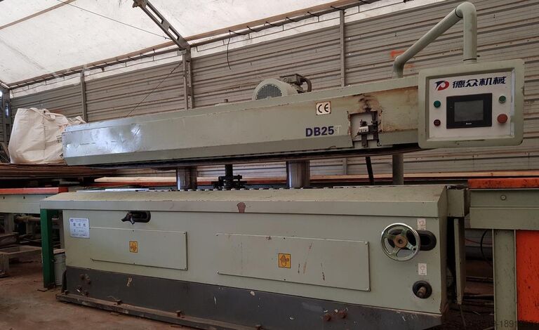 Плоский строгальный станок / Гильотина для резки шпона Shandong Baishengyuan Group BQK1626/8