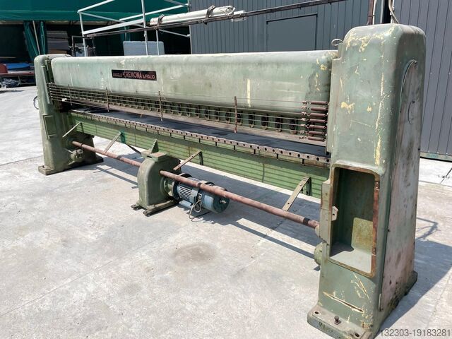 Гильотина для резки шпона ANGELO CREMONA TM. 4000