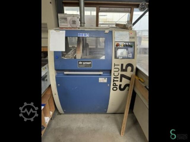 Оптимизирующая торцовочная пила Weinig Opticut S75-1 2004 Weinig Opticut S75-1 Opticut