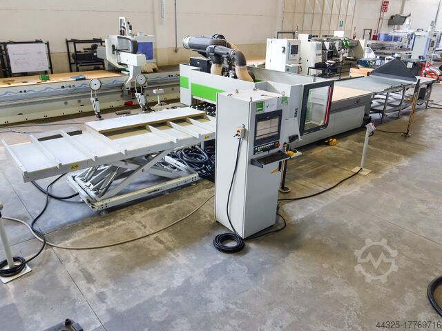 Обрабатывающий центр с раскладывающимся столом BIESSE ROVER S 1536 FT