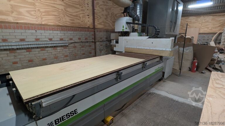 Обрабатывающий центр Biesse Skill 1224 G