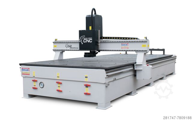 Плоттер 2030 SPECIAL с осциллирующим ножом PGCNC 2030 SPECIAL z nożem oscylacyjnym