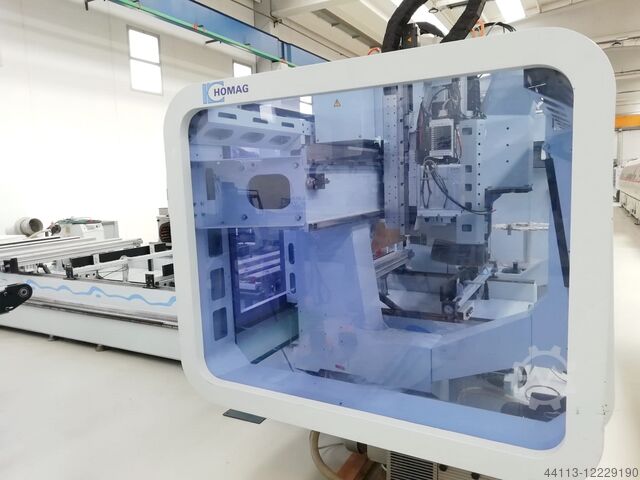 ОБРАБАТЫВАЮЩИЙ ЦЕНТР С ЧПУ - 5 оси HOMAG BMG 511 / 60 /12 / F / K