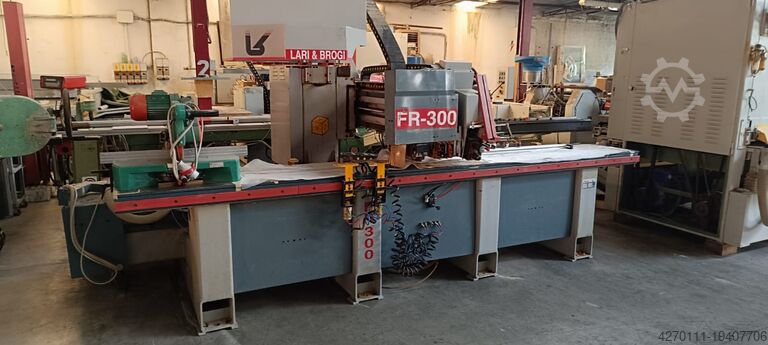 Обрабатывающий центр с ЧПУ для ануба фрезы Lari & Brogi FR300 TA