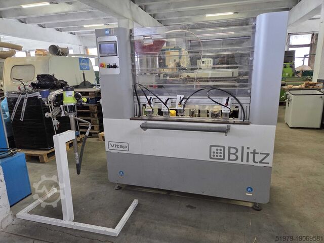 Станок для сверления отверстий под дюбели с дюбельной вставкой Vitap Blitz