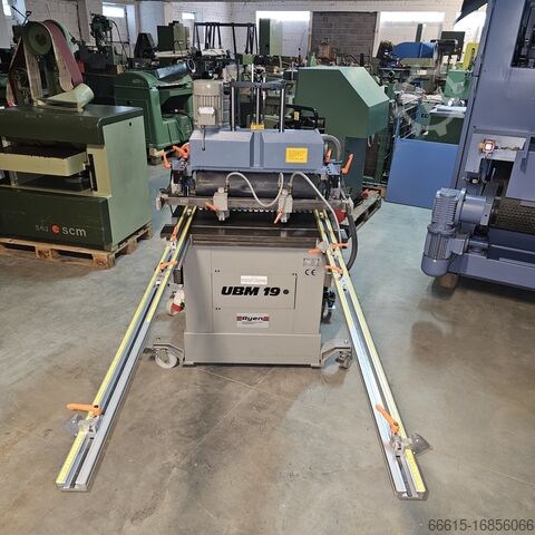 Сверлильно-присадочный станок Ayen UBM 19