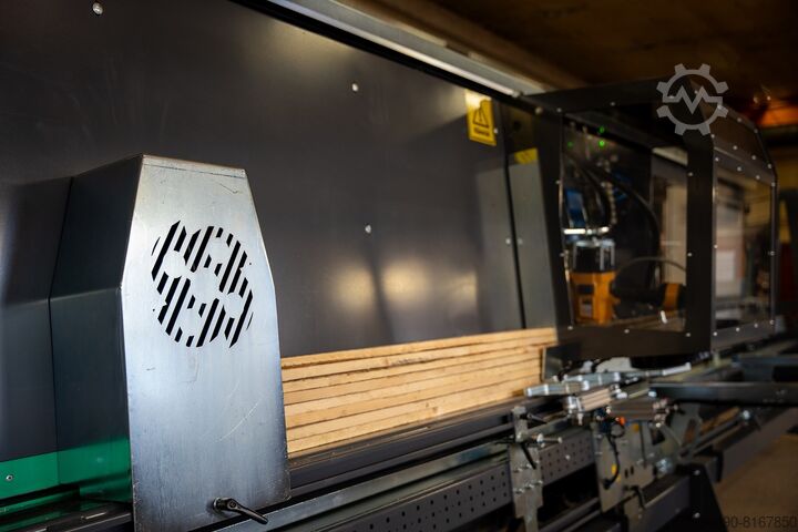 Машина для забивания гвоздей в ногу Foudila Oy LNM3500