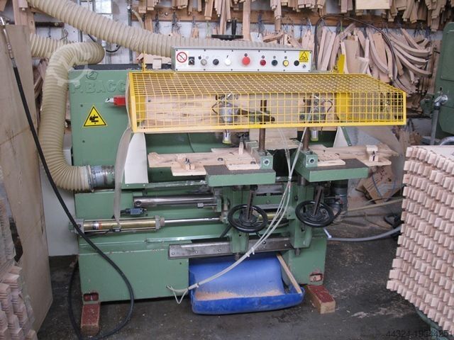 ОДНОСТОРОННИЙ ШИПОФРЕЗНЫЙ СТАНОК С 2 СТОЛАМИ BACCI TSG2T