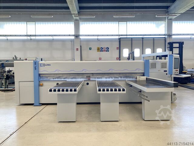 Форматно-раскроечный станок с задним под HOLZMA (Homag group) HPL 380/38/22