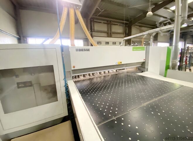 УГЛОВОЙ ФОРМАТНО-РАСКРОЕЧНЫЙ ЦЕНТР SELCO (BIESSE Group) WNAR 750 - 4500 x 2200