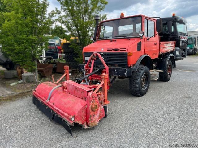 Другое MERCEDES-BENZ Unimog U 424 2-Achs Allradkipper Front+Heckhydra
