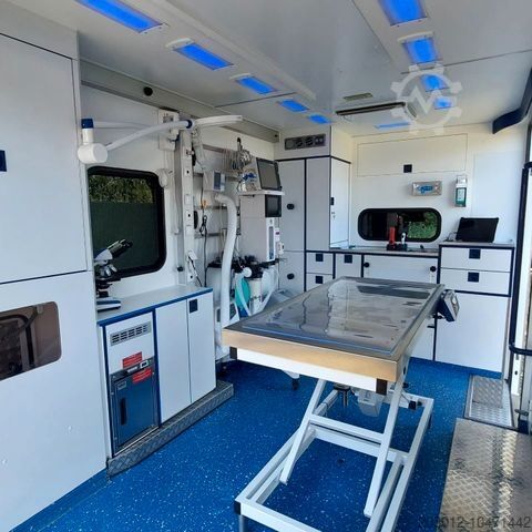 Пожарная машина MERCEDES-BENZ Sprinter 519   Tierarzt  Garantie