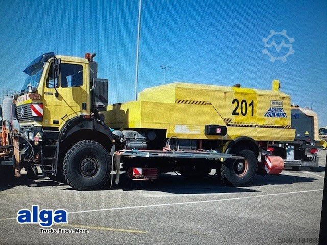 Подметальная машина MERCEDES-BENZ 1838 AK 4x4, Allrad, Kehrmaschine Schmidt