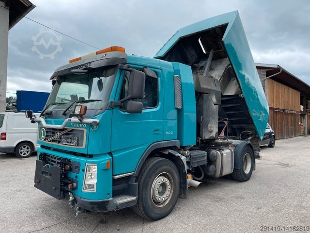 Подметальная машина VOLVO FM9 4x2 R Euro 3 Kehrmaschine Bj 2004