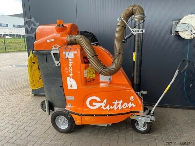 Мусоровоз  Glutton 2411 Elektric Müllsauger