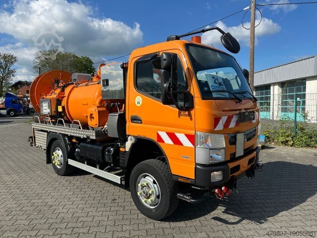 Вакуумная автоцистерна Pfau Rexter A7500 / 4x4 / Kommunal / Reinex