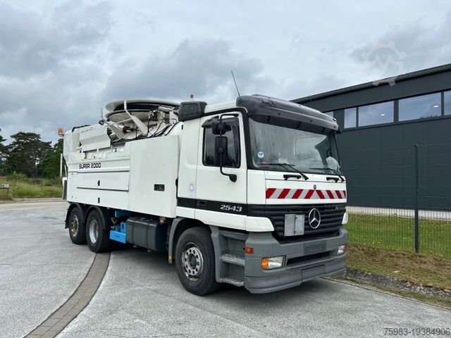Вакуумная автоцистерна MERCEDES-BENZ Actros 2543 Wiedemann Super 2000, Recycler
