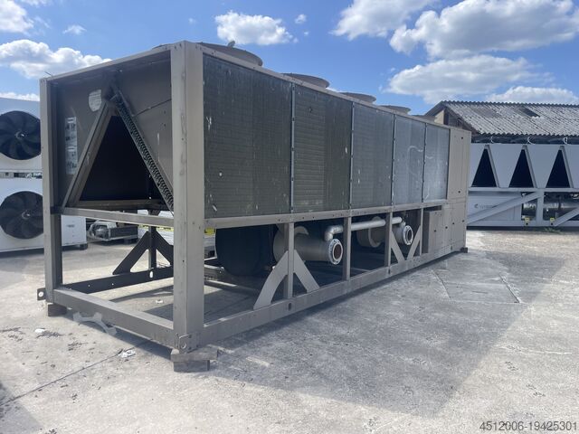 чиллер охладитель York YCIV770