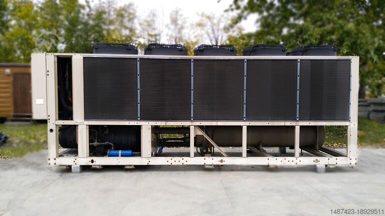 Чиллер York 787 kW.