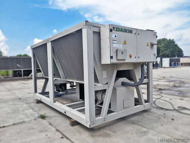 Чиллер Daikin EWAP 199 kW.