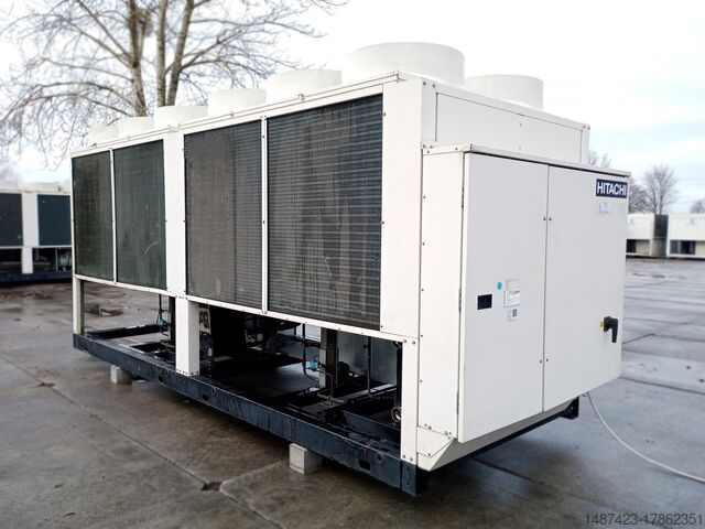 Чиллер HITACHI RCUE 412 kW.
