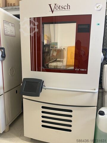 Температурная испытательная камера - от -72°C до +180°C Vötsch VTS 7060-5 600 Liter