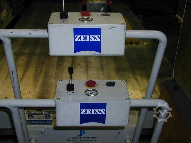 Система паллетирования магнитных банок и т.д. Zeiss 