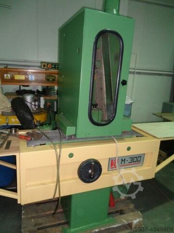 M-300 Vangroenweghe M-300